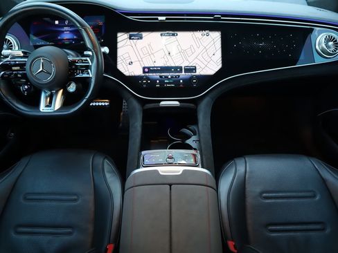 Certified 2022 Mercedes-Benz EQS AMG Base image 13