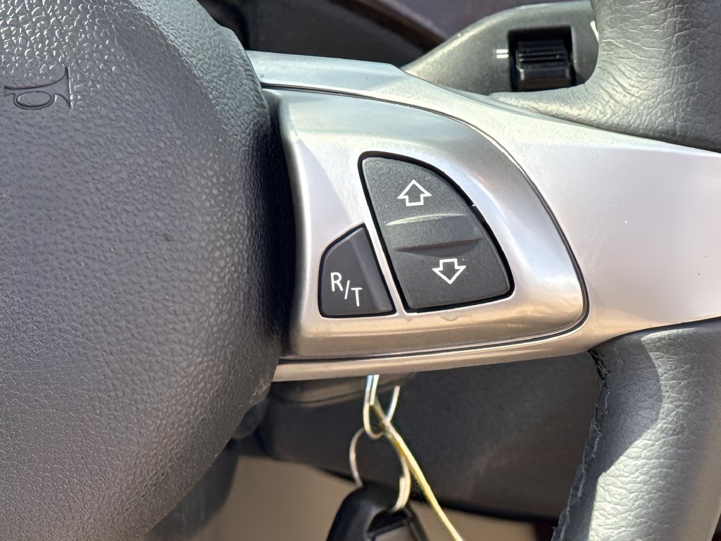 Used 2004 BMW Z4 3.0i RWD image 14