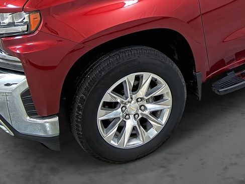 Used 2019 Chevrolet Silverado 1500 LTZ w/ LTZ Plus Package AWD/4WD image 7