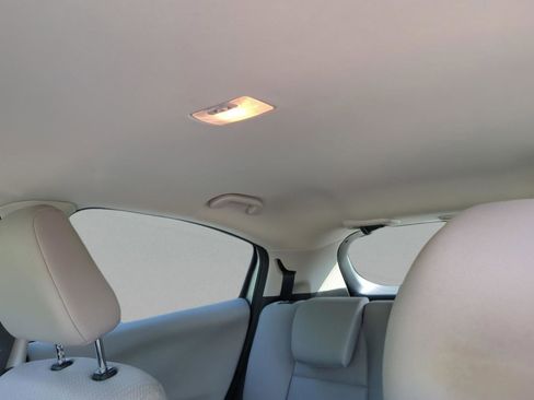 Certified 2017 Honda HR-V LX image 28