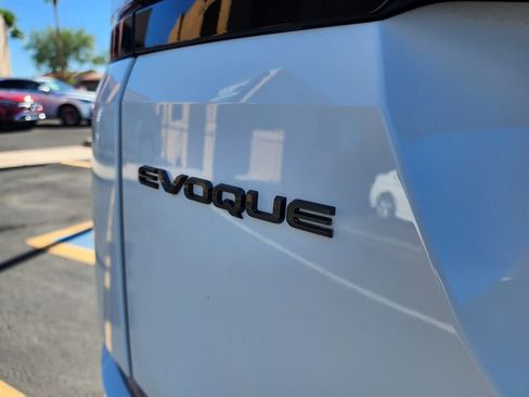 Used 2023 Land Rover Range Rover Evoque R-Dynamic S image 11