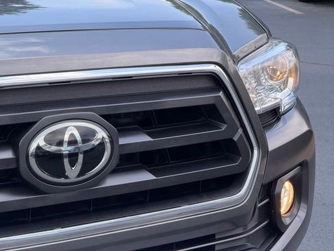 Used 2023 Toyota Tacoma SR5 RWD image 4