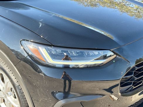 Certified 2023 Honda HR-V LX image 33