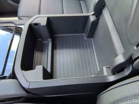 New 2026 GMC Yukon Denali w/ Sun & Power Step Package image 33