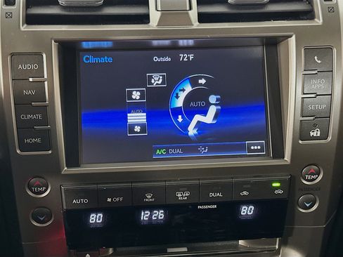 Used 2017 Lexus GX 460 image 24
