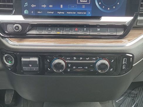 Certified 2025 Chevrolet Silverado 1500 LT image 14