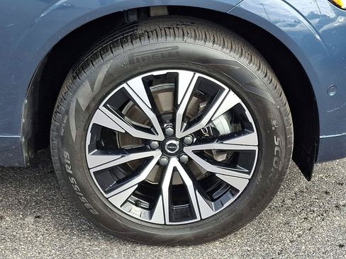 Used 2024 Volvo XC60 B5 Plus w/ Protection Package Premier AWD/4WD image 8