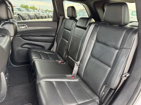 Used 2020 Jeep Grand Cherokee Limited w/ Trailer Tow Group IV AWD/4WD image 12