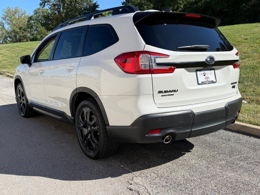 Used 2023 Subaru Ascent Onyx Edition Limited AWD/4WD image 3