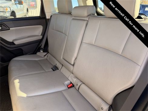 Used 2015 Subaru Forester 2.5i Touring w/ Eyesight & Navigation System image 7