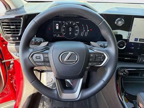 Used 2024 Lexus NX 250 FWD image 7