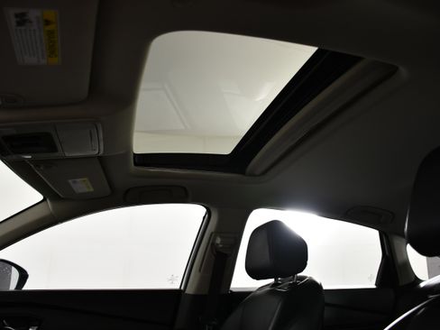 Used 2023 Honda Accord Touring image 39