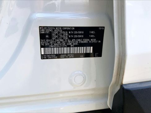 Used 2017 Toyota RAV4 SE w/ Advanced Technology Package FWD image 34