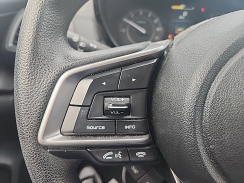 Used 2019 Subaru Impreza 2.0i w/ Eyesight image 17