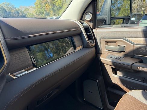 New 2025 RAM 2500 Limited image 25