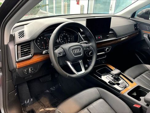 Certified 2023 Audi Q5 2.0T Premium w/ Convenience Package image 17