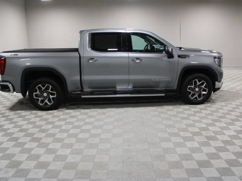 Used 2025 GMC Sierra 1500 SLT w/ SLT Premium Plus Package AWD/4WD image 13