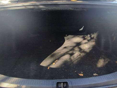 Used 2022 Toyota Corolla LE image 12