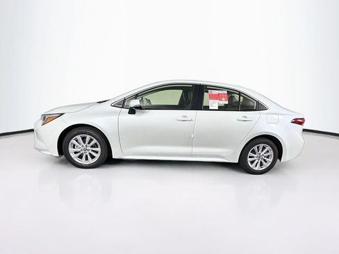 New 2026 Toyota Corolla XLE FWD image 5