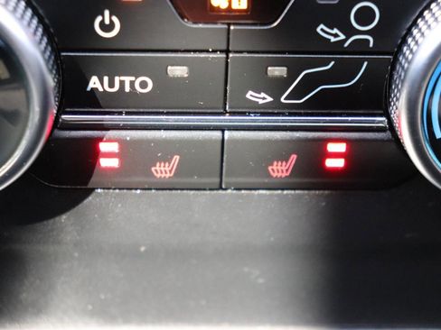 Used 2024 Ford Expedition Limited image 26