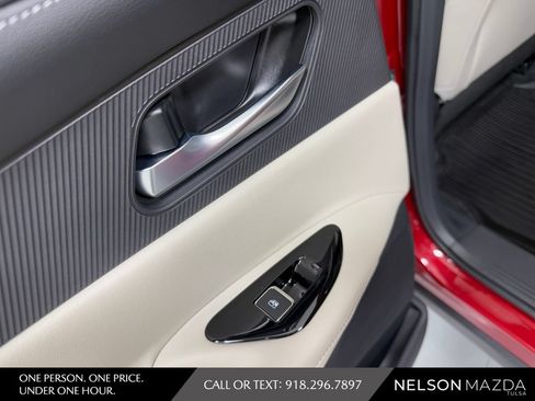 Used 2025 Nissan Murano SL AWD/4WD image 30