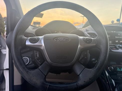 Used 2014 Ford Escape Titanium w/ Equipment Group 401A FWD image 7