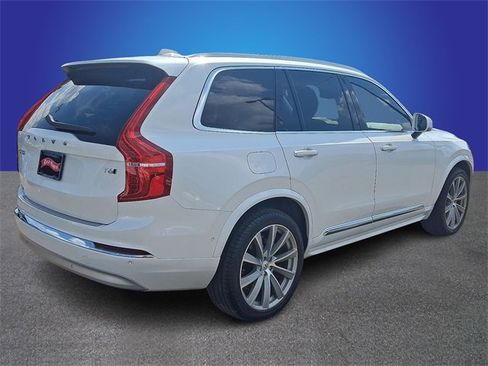 Used 2022 Volvo XC90 T6 Inscription w/ Advanced Package image 4