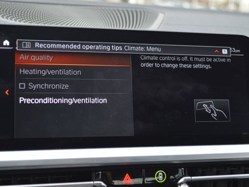 Used 2019 BMW 330i Sedan w/ M Sport Package image 21