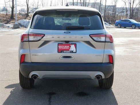 Used 2022 Ford Escape SEL image 6