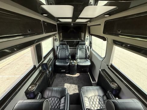 Used 2016 Mercedes-Benz Sprinter 3500 image 68