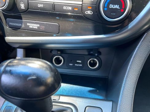 Used 2015 Kia Optima LX image 11