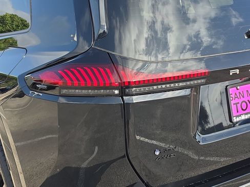 New 2026 Toyota RAV4 XSE AWD/4WD image 29