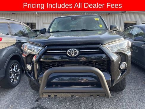 Used 2020 Toyota 4Runner SR5 RWD image 13