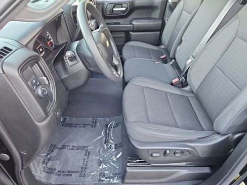 Used 2022 Chevrolet Silverado 1500 Custom image 11