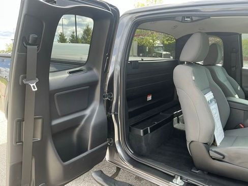 Used 2020 Toyota Tacoma SR RWD image 21