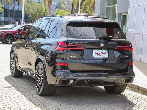 Used 2024 BMW X5 xDrive40i w/ M Sport Package AWD/4WD image 9