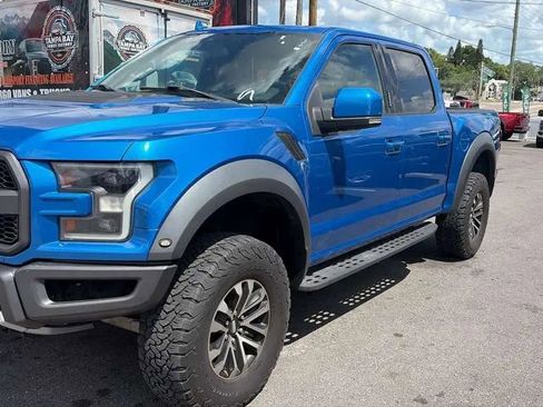 Used 2019 Ford F150 Raptor w/ Equipment Group 802A Luxury AWD/4WD image 3