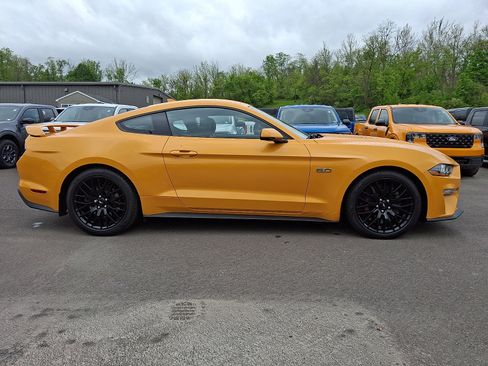 Used 2022 Ford Mustang GT Premium w/ GT Performance Package RWD image 12