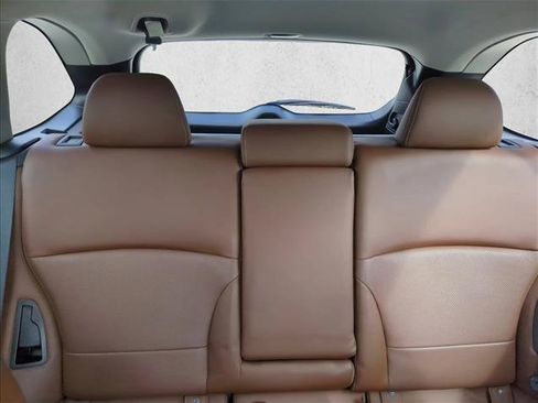 Used 2019 Subaru Outback 2.5i Touring AWD/4WD image 30