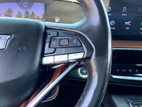 Used 2023 Cadillac Escalade ESV Premium Luxury RWD image 24
