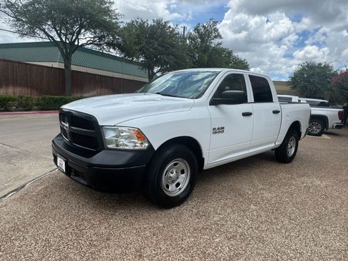 Used 2018 RAM 1500 Tradesman w/ Popular Equipment Group RWD image 12