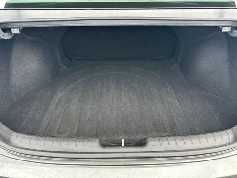 Used 2024 Hyundai Elantra SEL FWD image 5
