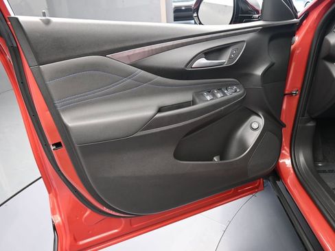 Used 2024 Buick Envista Sport Touring w/ Convenience I Package image 16