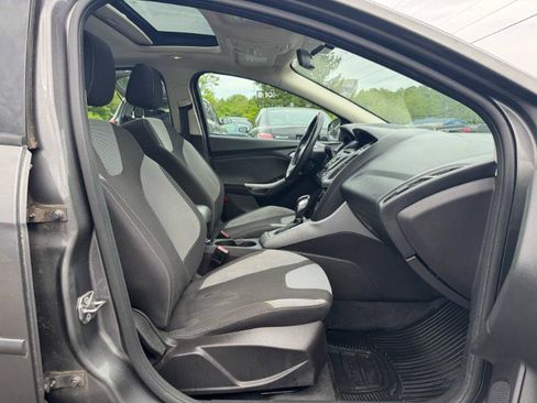 Used 2012 Ford Focus SE image 14