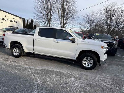Used 2025 Chevrolet Silverado 1500 LT image 2