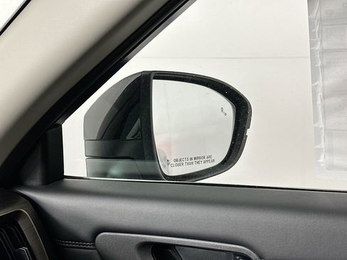 New 2025 Nissan Pathfinder Platinum image 25