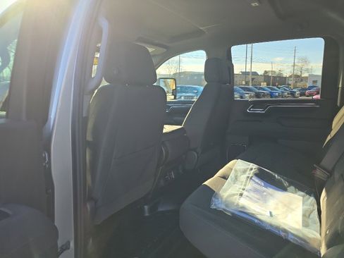 New 2026 Chevrolet Silverado 3500 LT w/ Convenience Package image 16