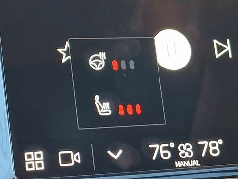 Used 2024 Volvo XC90 B6 Plus w/ Protection Package Premier image 27