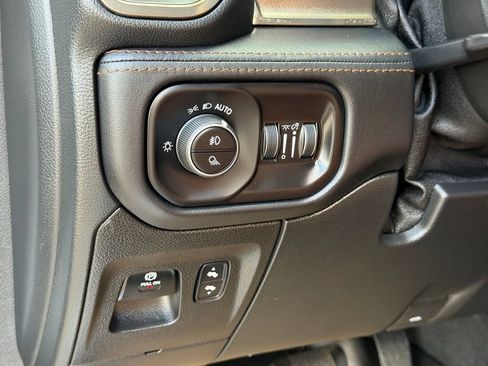 Used 2022 RAM 1500 Limited AWD/4WD image 24