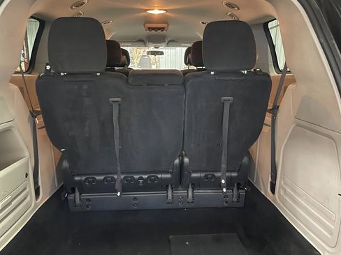 Used 2015 Dodge Grand Caravan SE w/ Quick Order Package 29E SE image 22